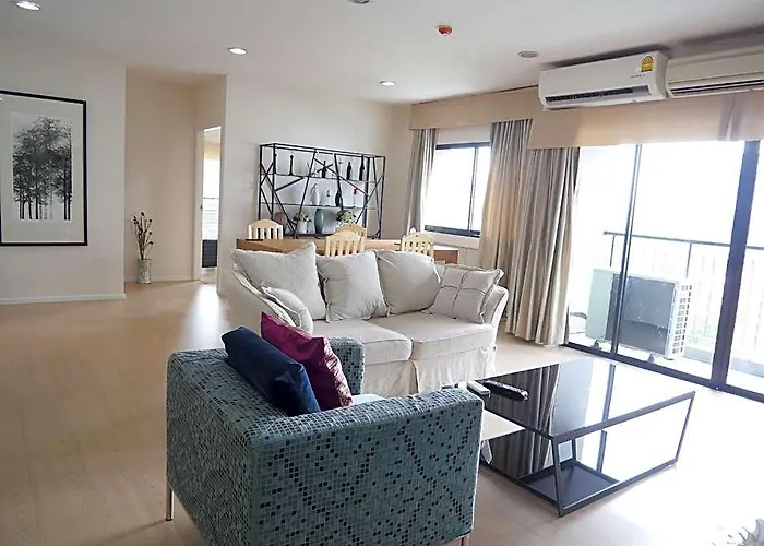 Spacious 3b3b Middle Of Near Embassy 酒店