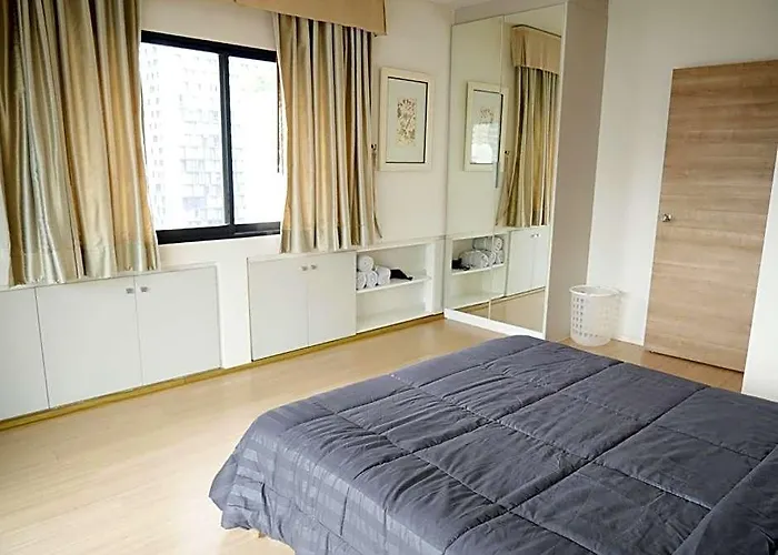 Spacious 3b3b Middle Of Near Embassy